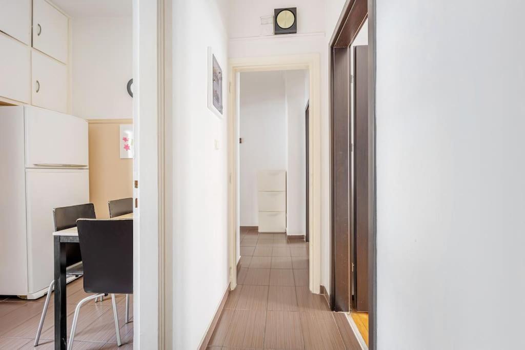 Apartment In The Middle Of Everything Athens Luaran gambar