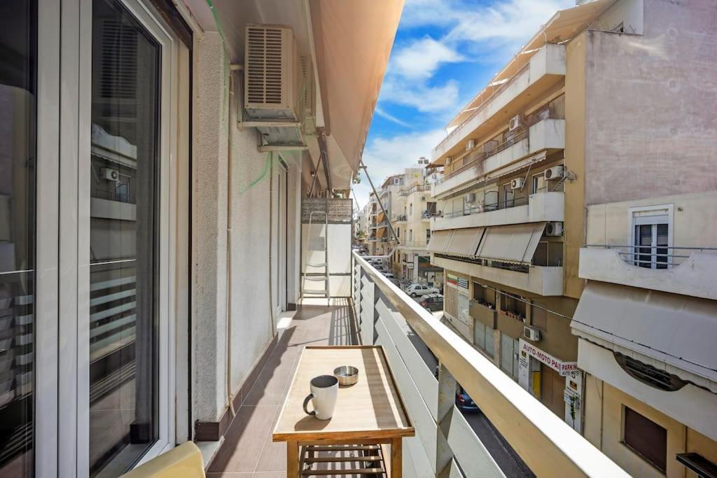 Apartment In The Middle Of Everything Athens Luaran gambar
