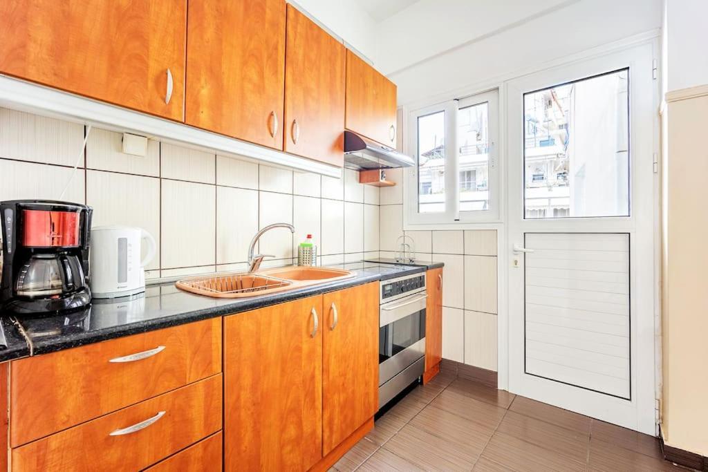 Apartment In The Middle Of Everything Athens Luaran gambar