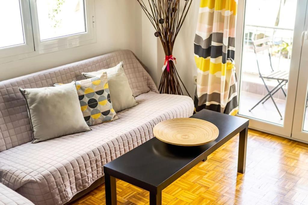 Apartment In The Middle Of Everything Athens Luaran gambar