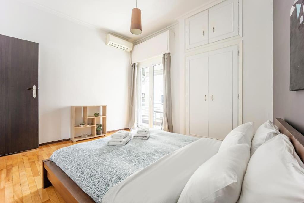 Apartment In The Middle Of Everything Athens Luaran gambar